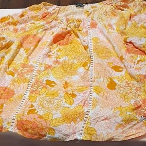 Adrienne Vittadini Orange and White Floral Blouse